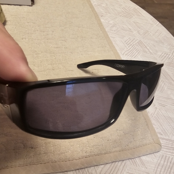 SPY  COOPER - Picture 7 of 11